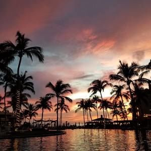 Meet your Posher, Efren